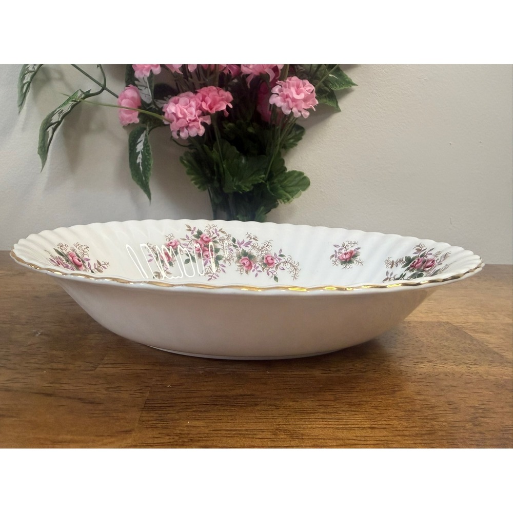 Vintage Royal Albert Lavender‎ Rose Oval Vegetable Serving Bowl English China